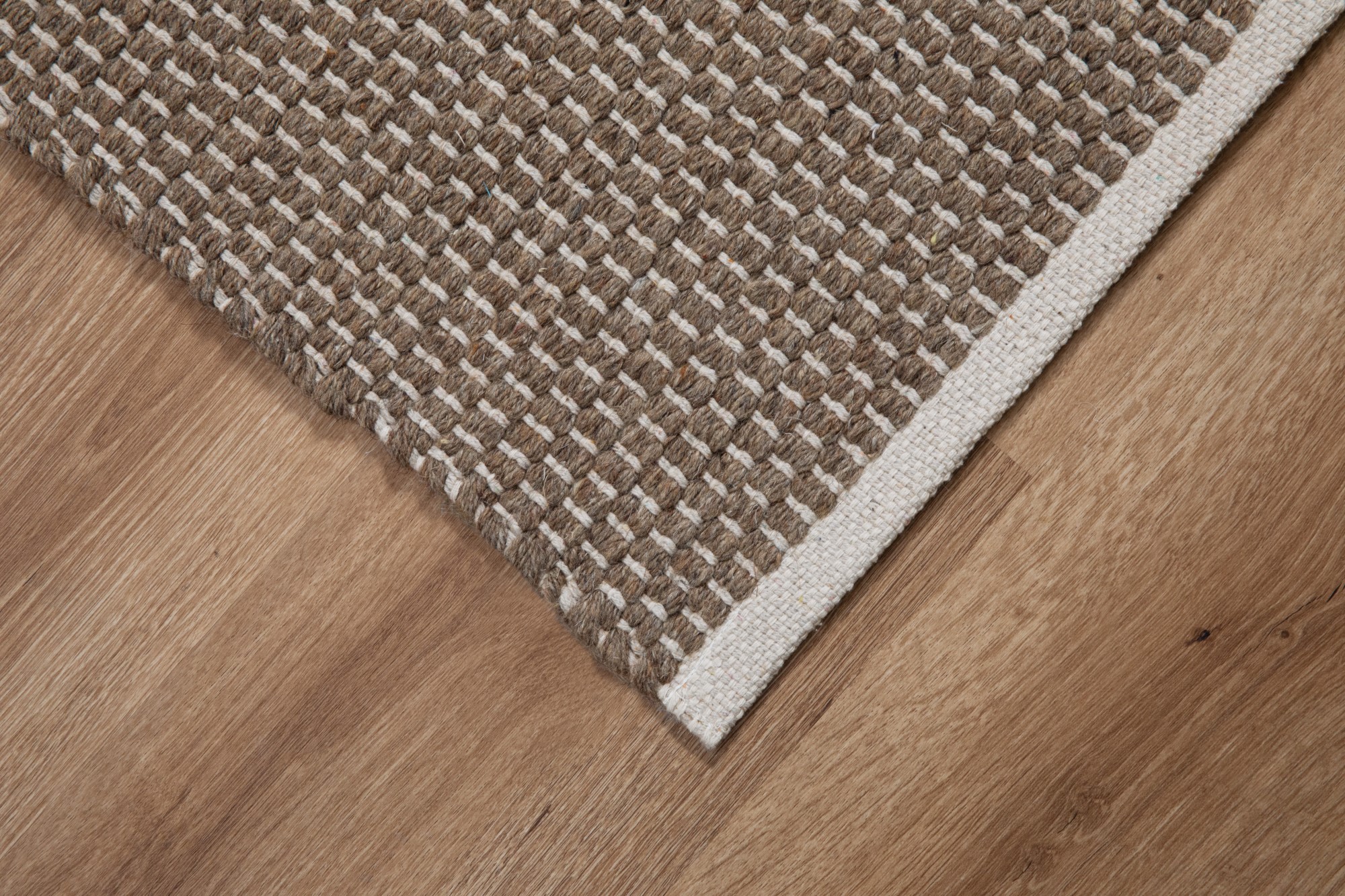 Handweb Teppich Amsterdam