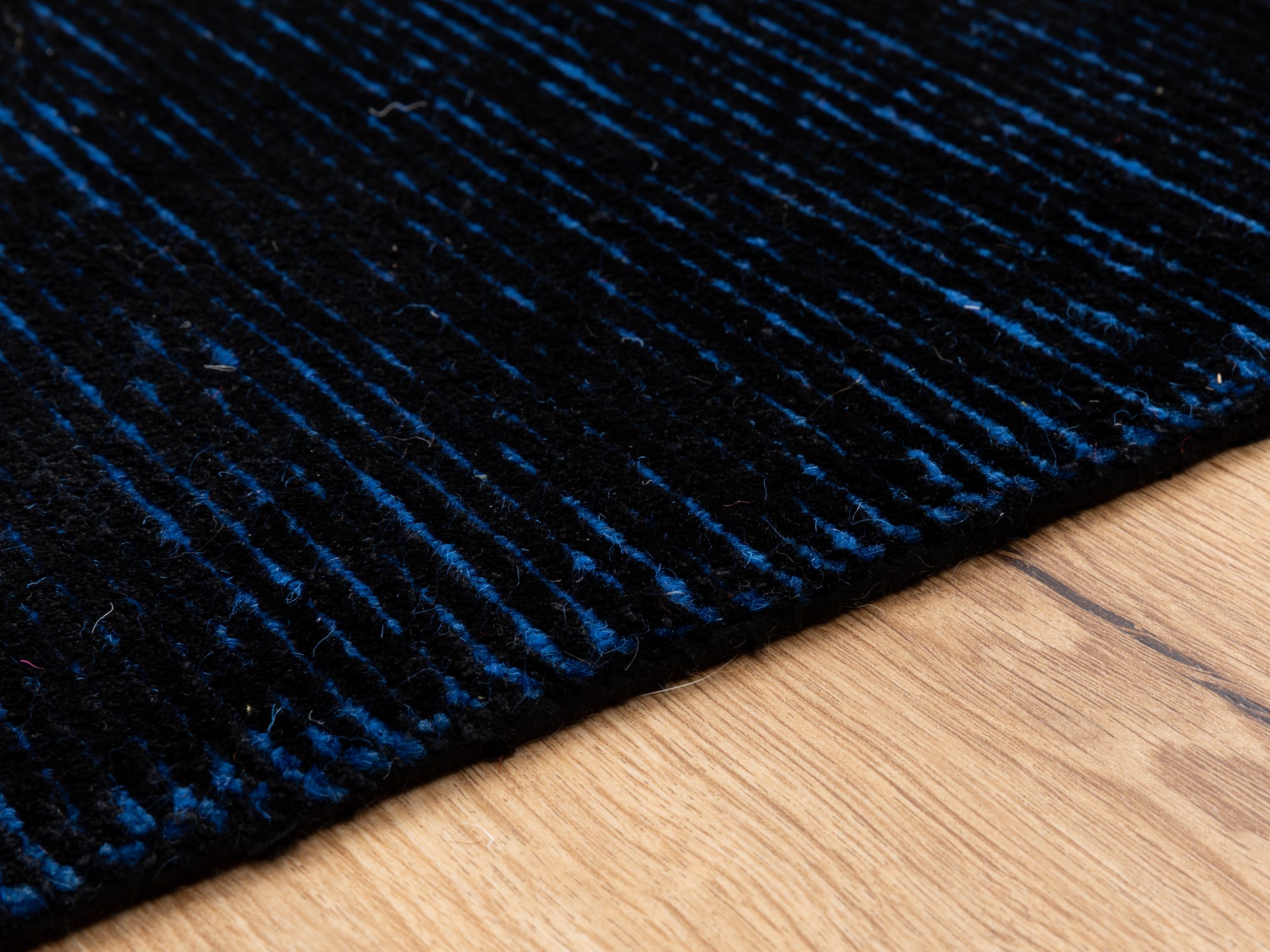 Nepal Teppich Rib Eye Neutral Silk 60