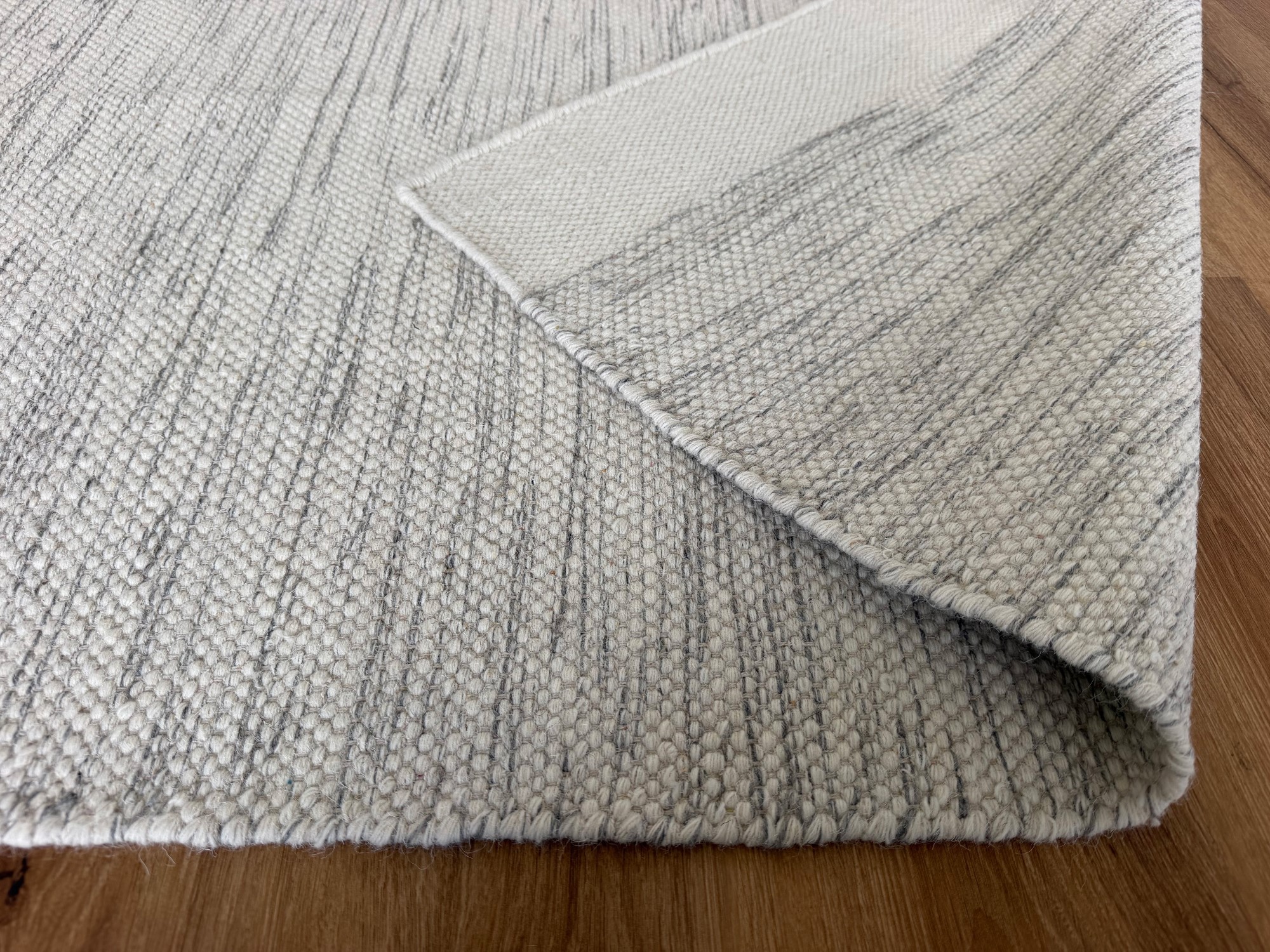 Handweb Teppich Porto