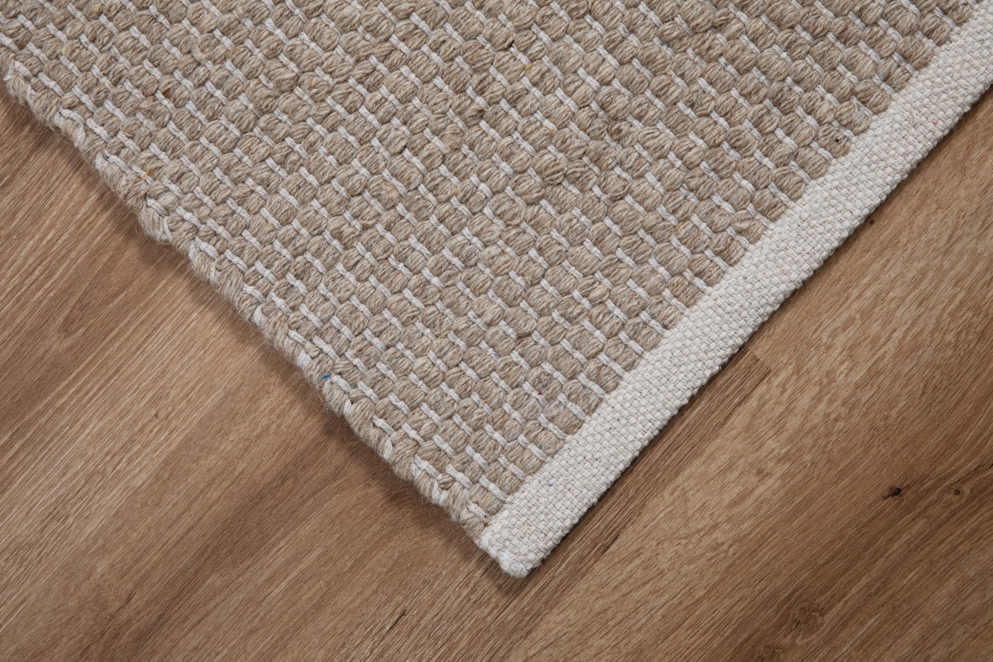 Handweb Teppich Amsterdam