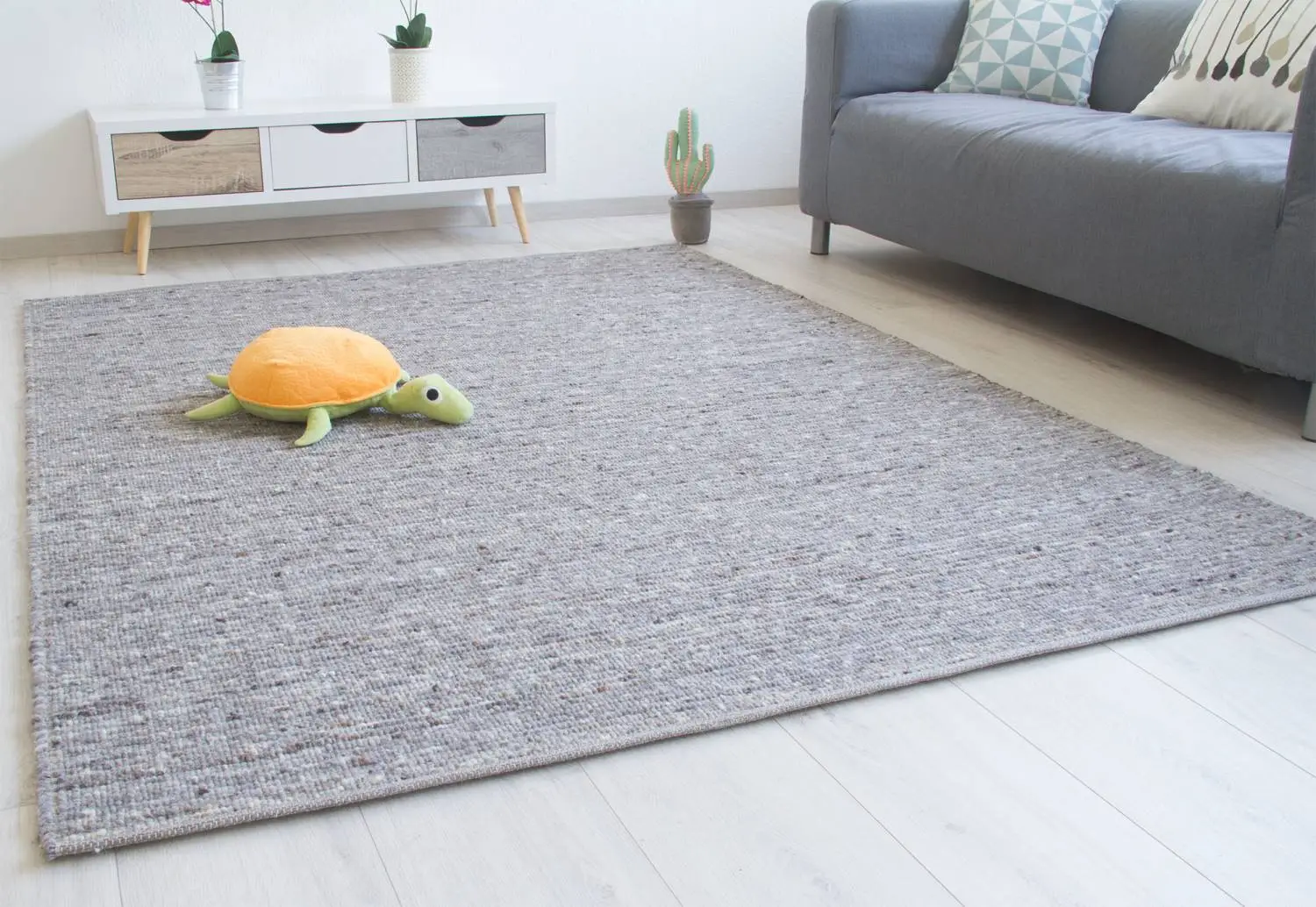 Handweb Teppich Laufenburg Grau 60x110 cm